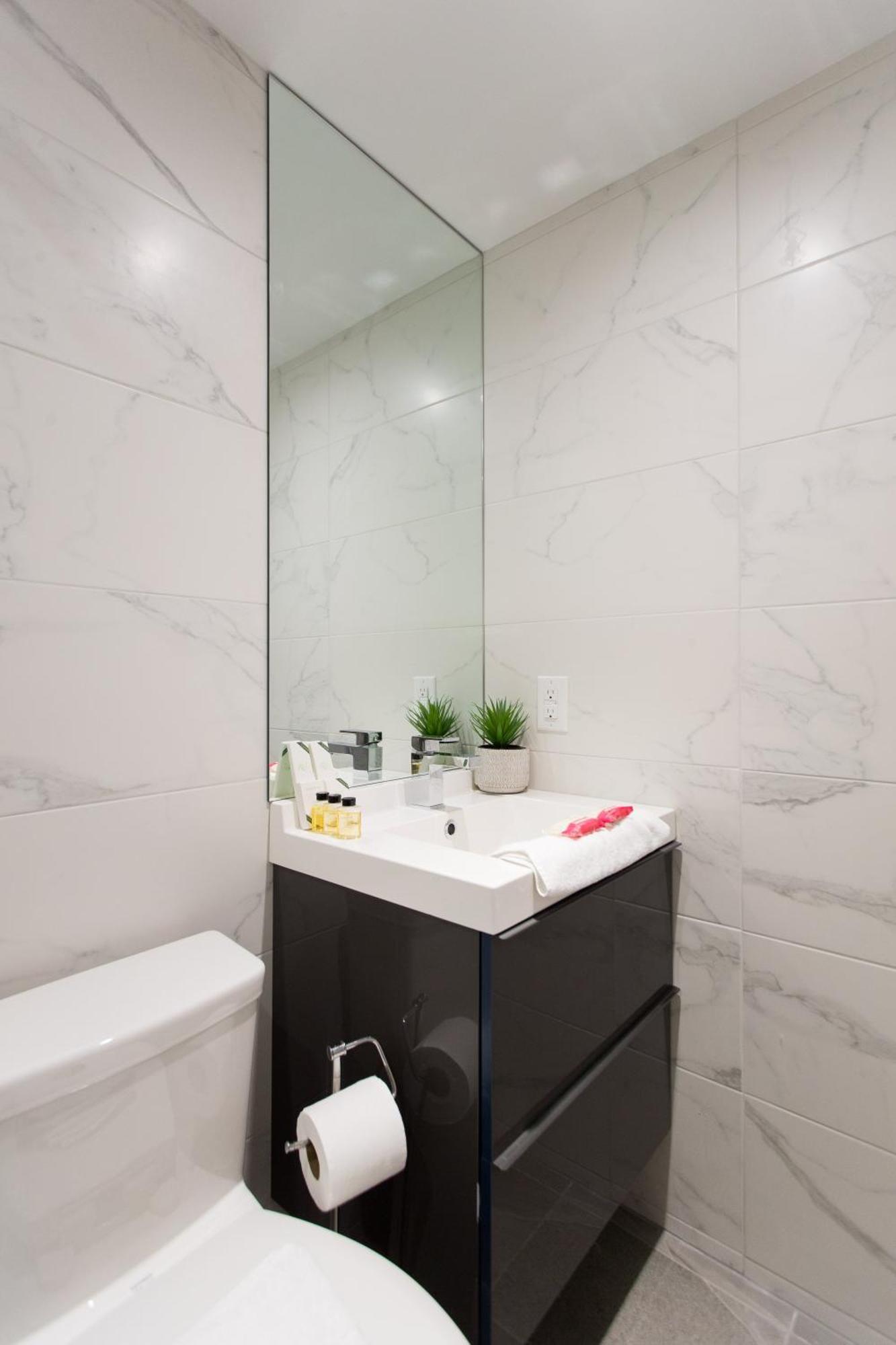 Scandinavian Studio With Full Kitchen And Bath By Den Stays Μόντρεαλ Δωμάτιο φωτογραφία